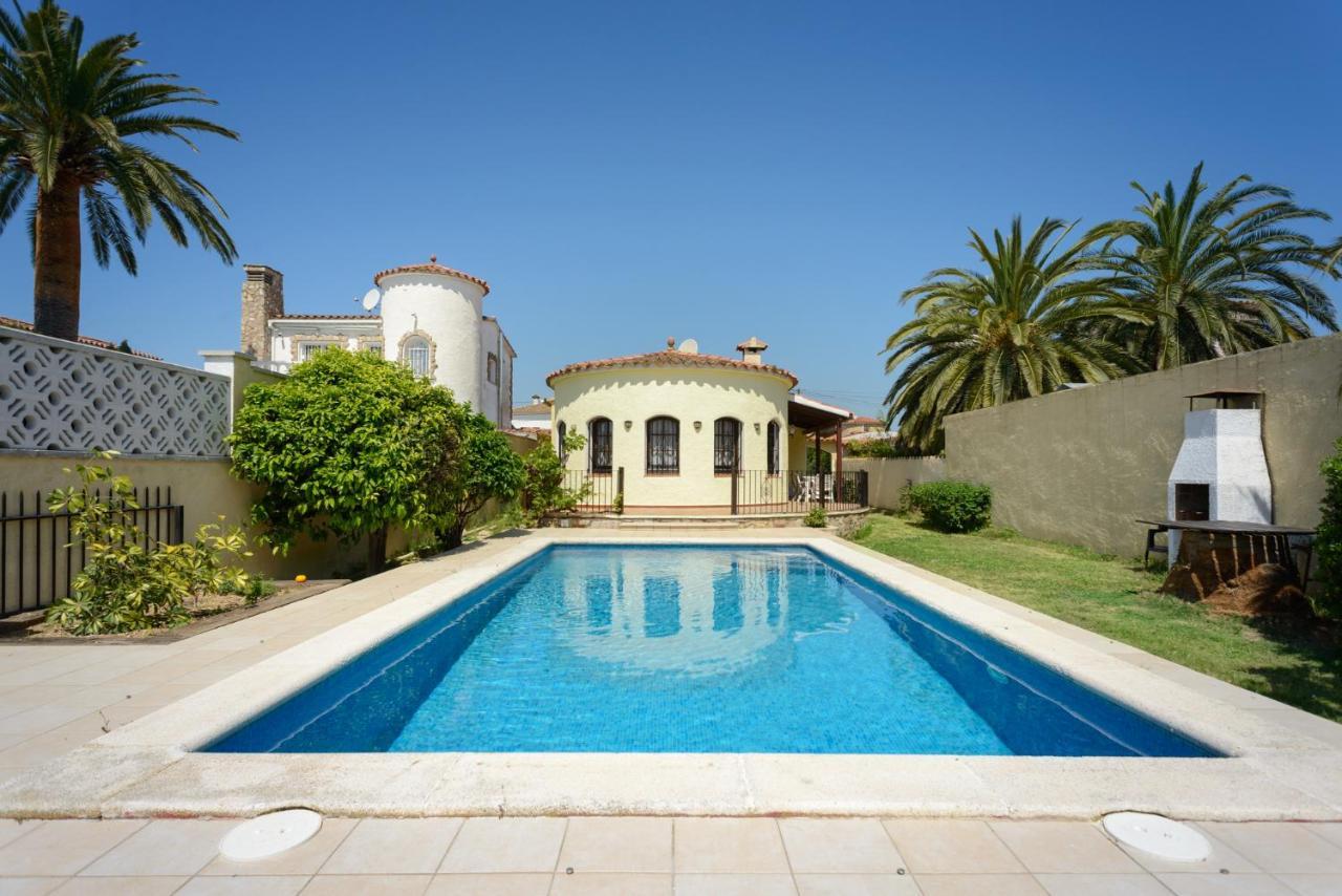 Casa Fluvia Villa *